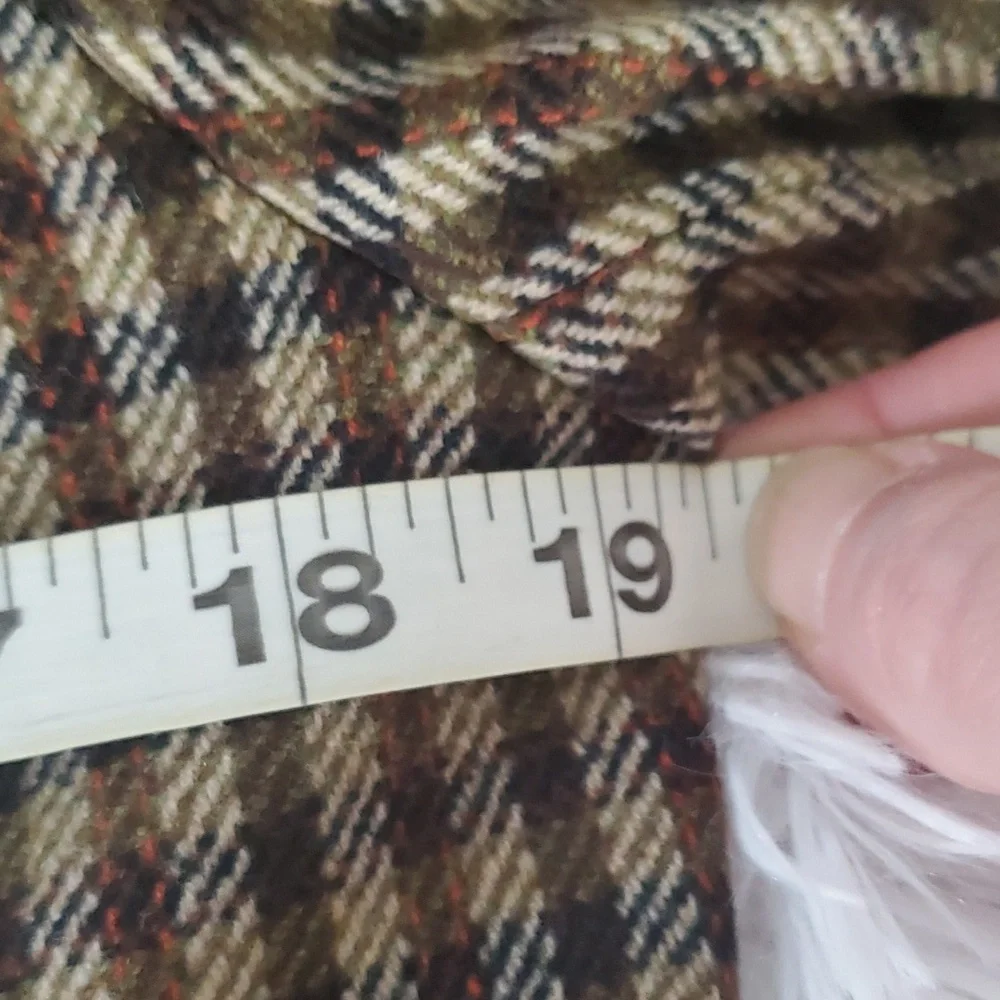 Talbots 3/4 Sleeve Plaid Blazer 100% Wool, Fully Lined, Size 8 - Picture 7 of 8